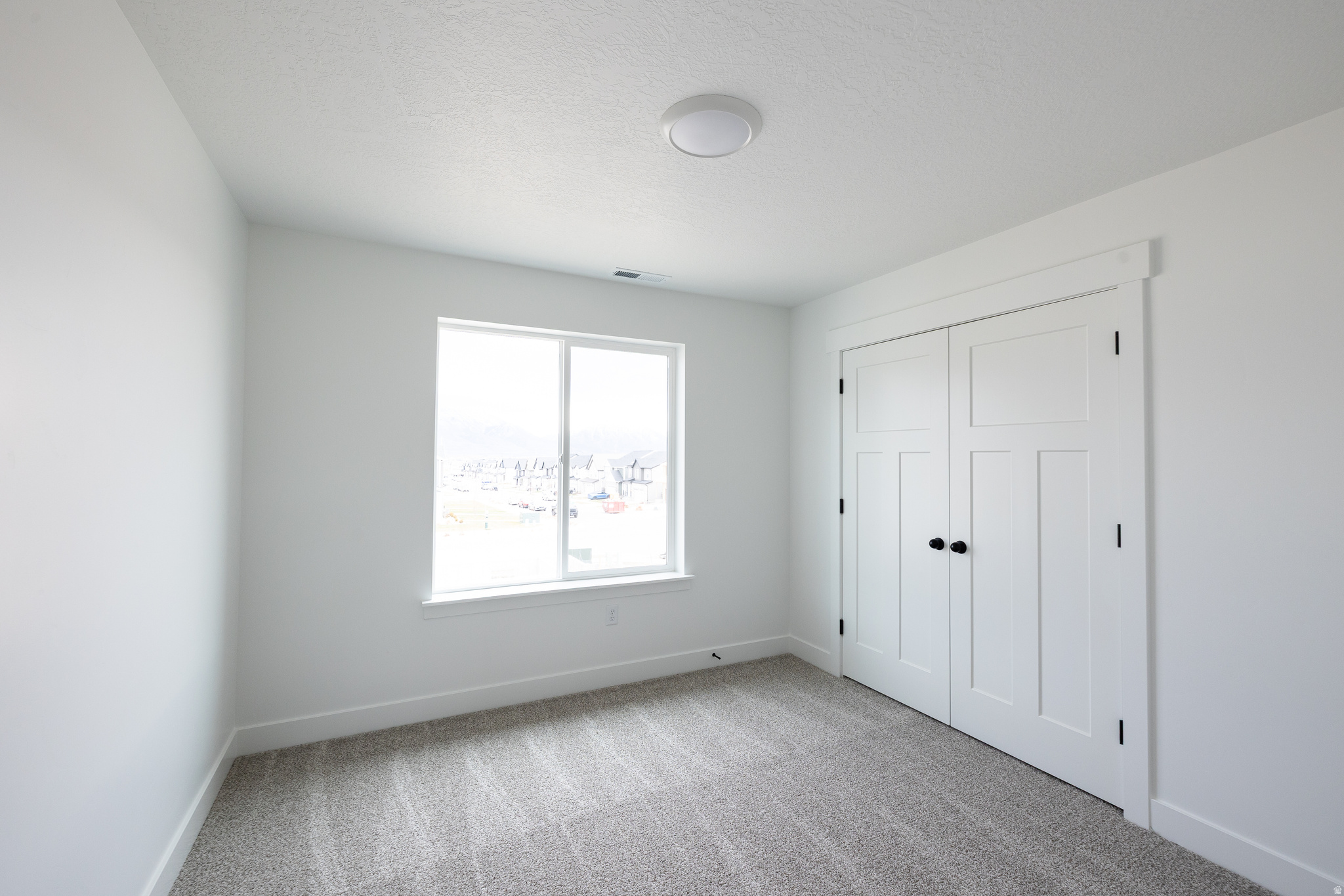 RIVER POINT - Residential