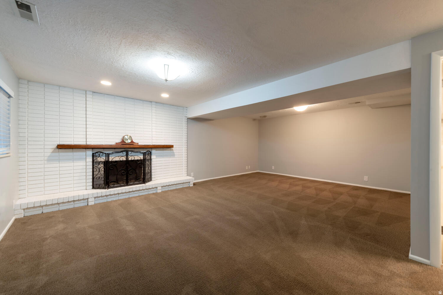 CAPSTONE - Residential