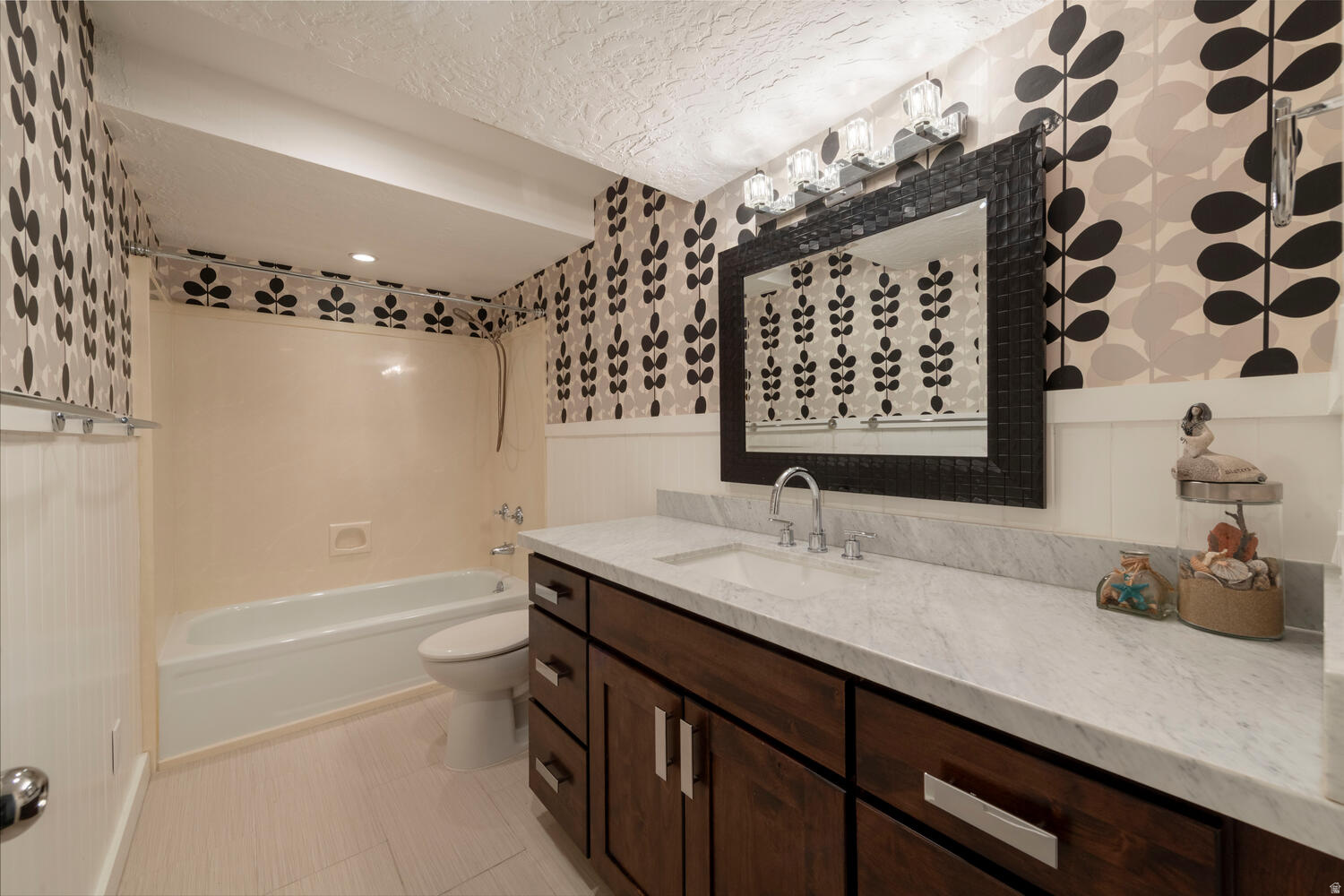 CAPSTONE - Residential