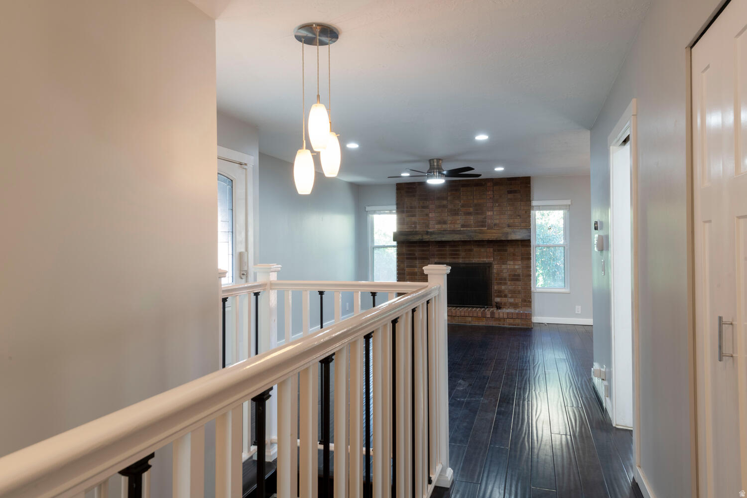 CAPSTONE - Residential