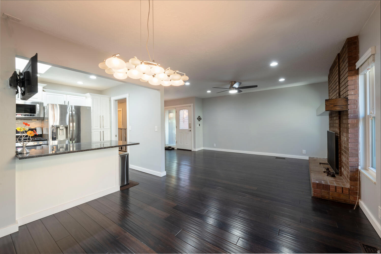 CAPSTONE - Residential