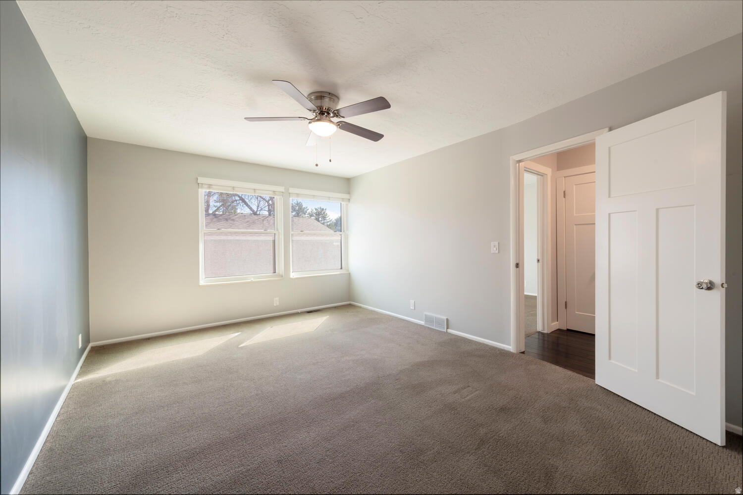 CAPSTONE - Residential