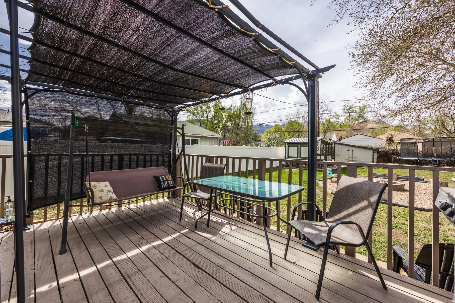 REYNOLDS - Residential