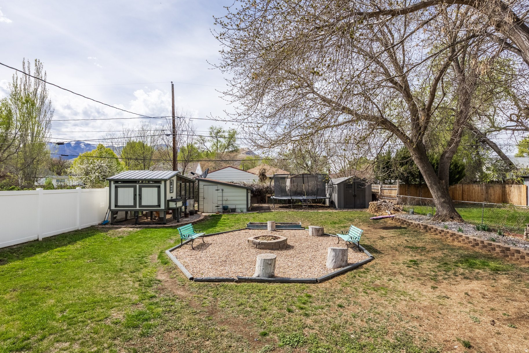 REYNOLDS - Residential