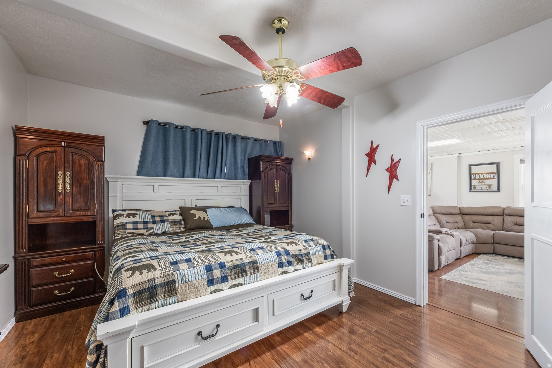 REYNOLDS - Residential