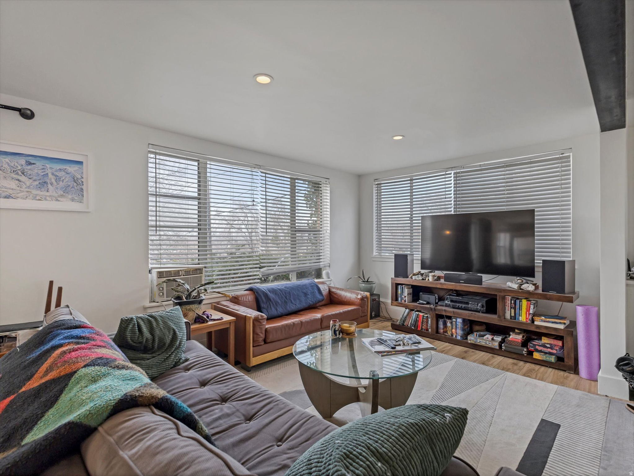 CAPITOL HILL - Residential Income