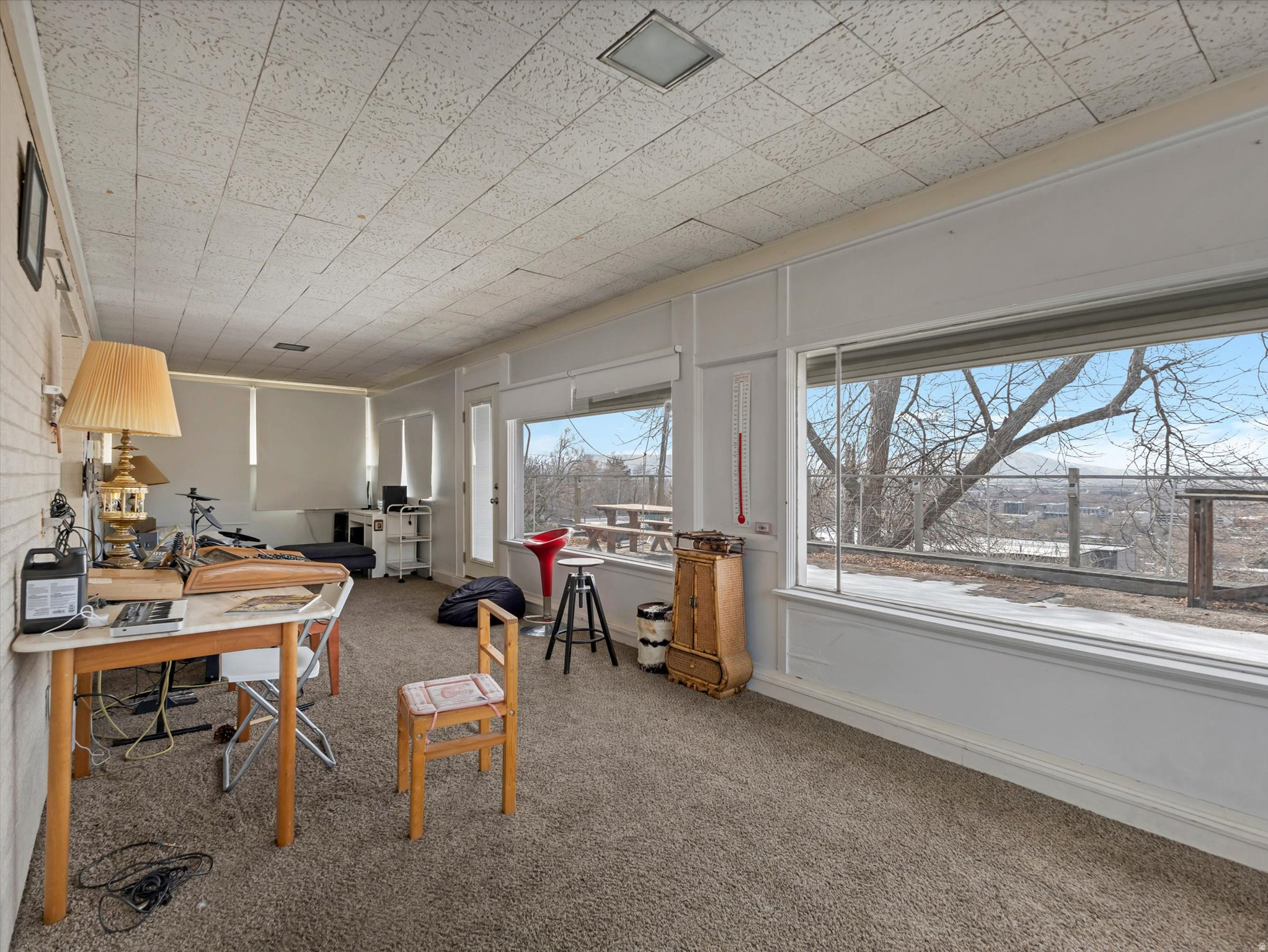 CAPITOL HILL - Residential Income