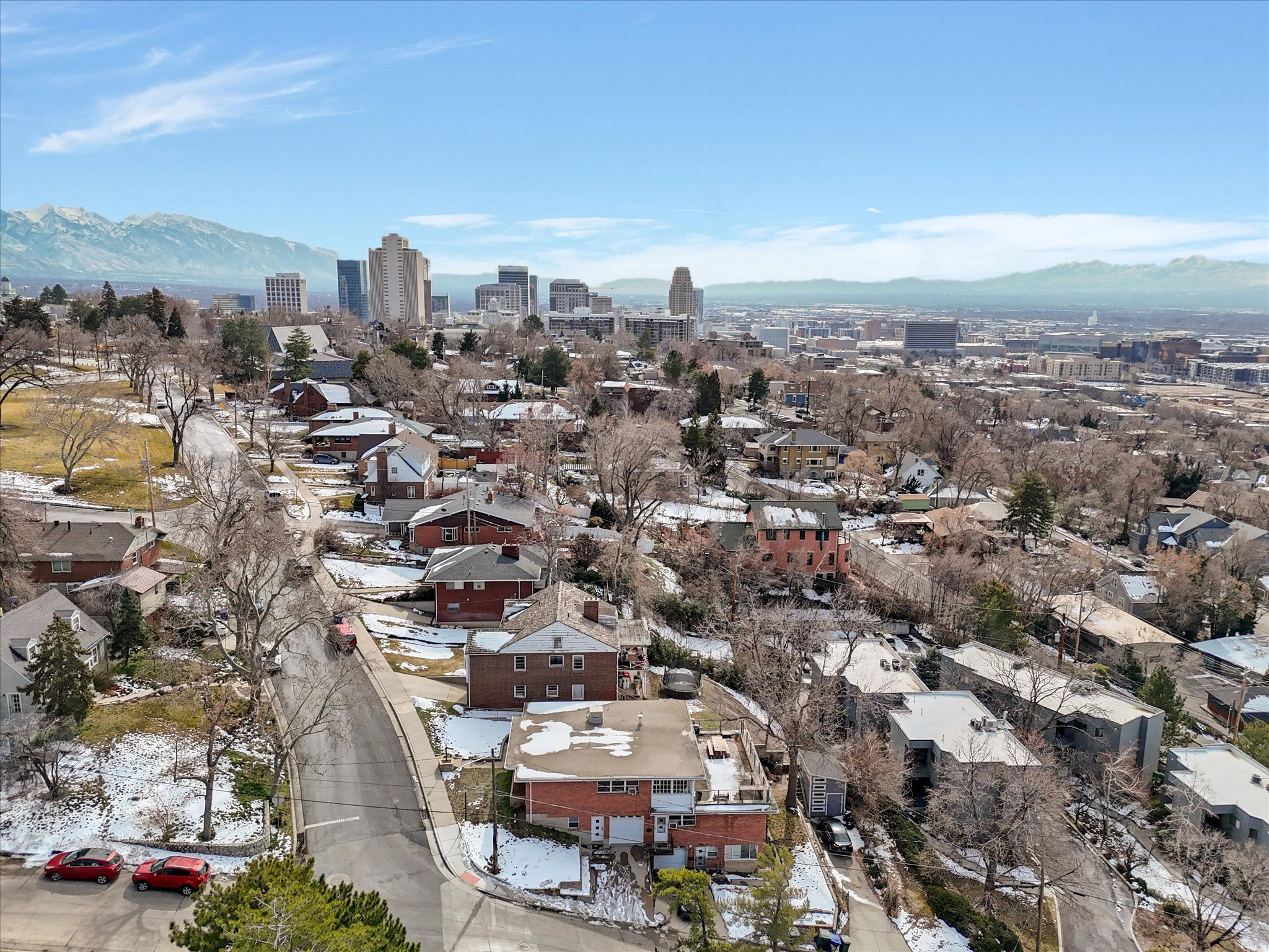 CAPITOL HILL - Residential Income