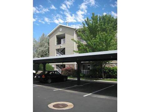 Photo of 3750 S CARLISLE PL W #1, South Salt Lake, UT 84119 (MLS # 2112456)