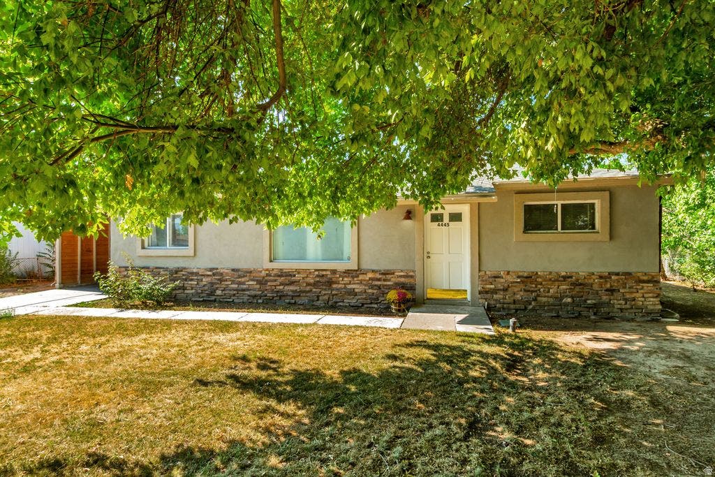 Photo of 4445 W 4745 S, Kearns, UT 84118 (MLS # 2174262)