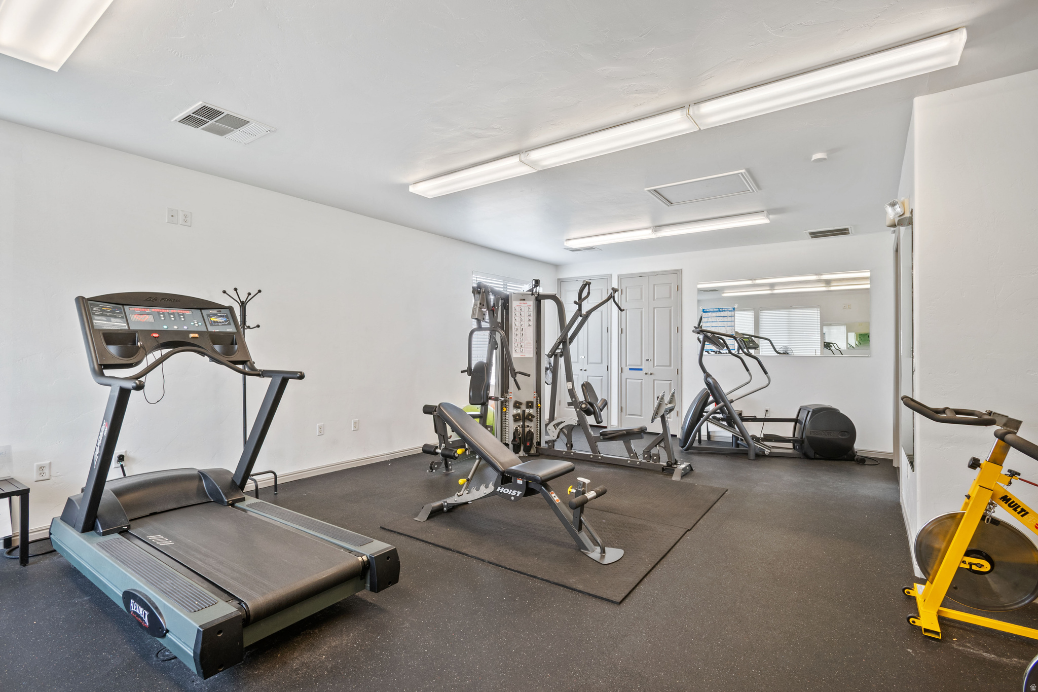 IVY SPRINGS CONDOMINIUMS PHASE 2 - Residential