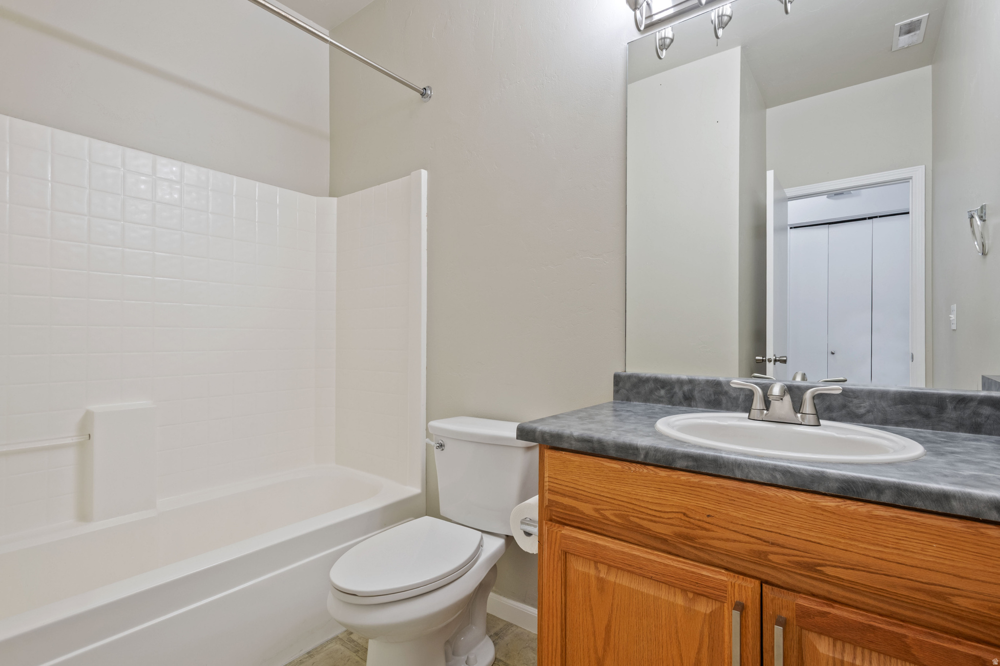 IVY SPRINGS CONDOMINIUMS PHASE 2 - Residential