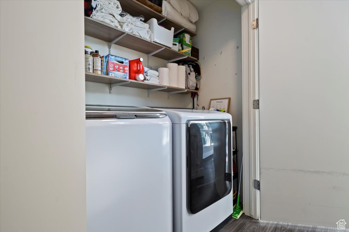 ROOFTOPS AT 78 HUNDRED TOWNHOMES - Residential