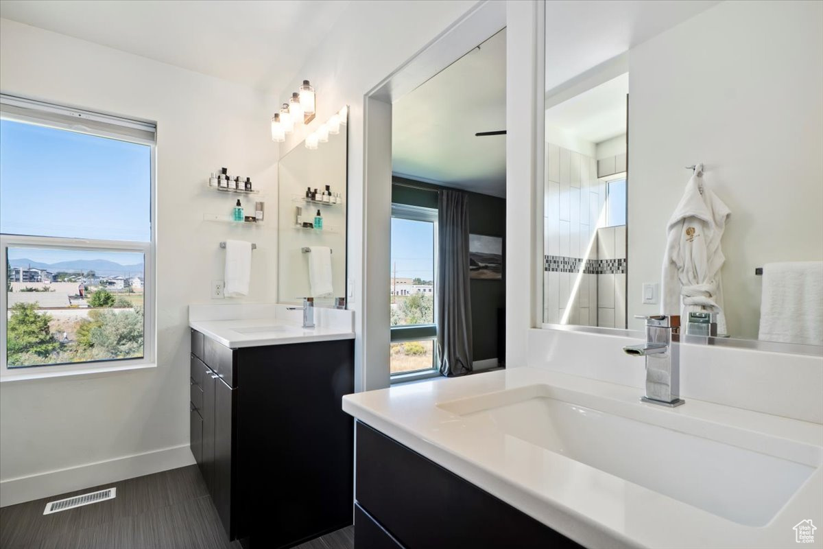 ROOFTOPS AT 78 HUNDRED TOWNHOMES - Residential