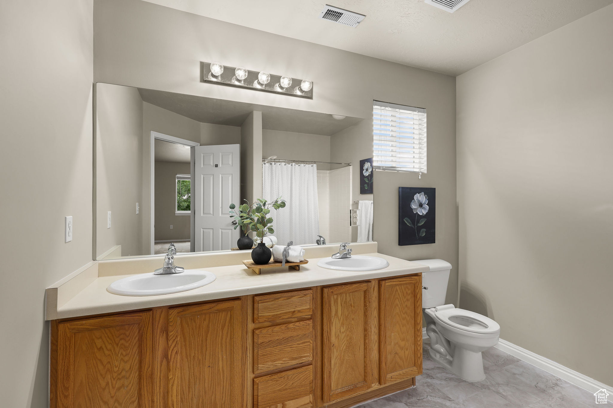 MEADOW CREEK - Residential