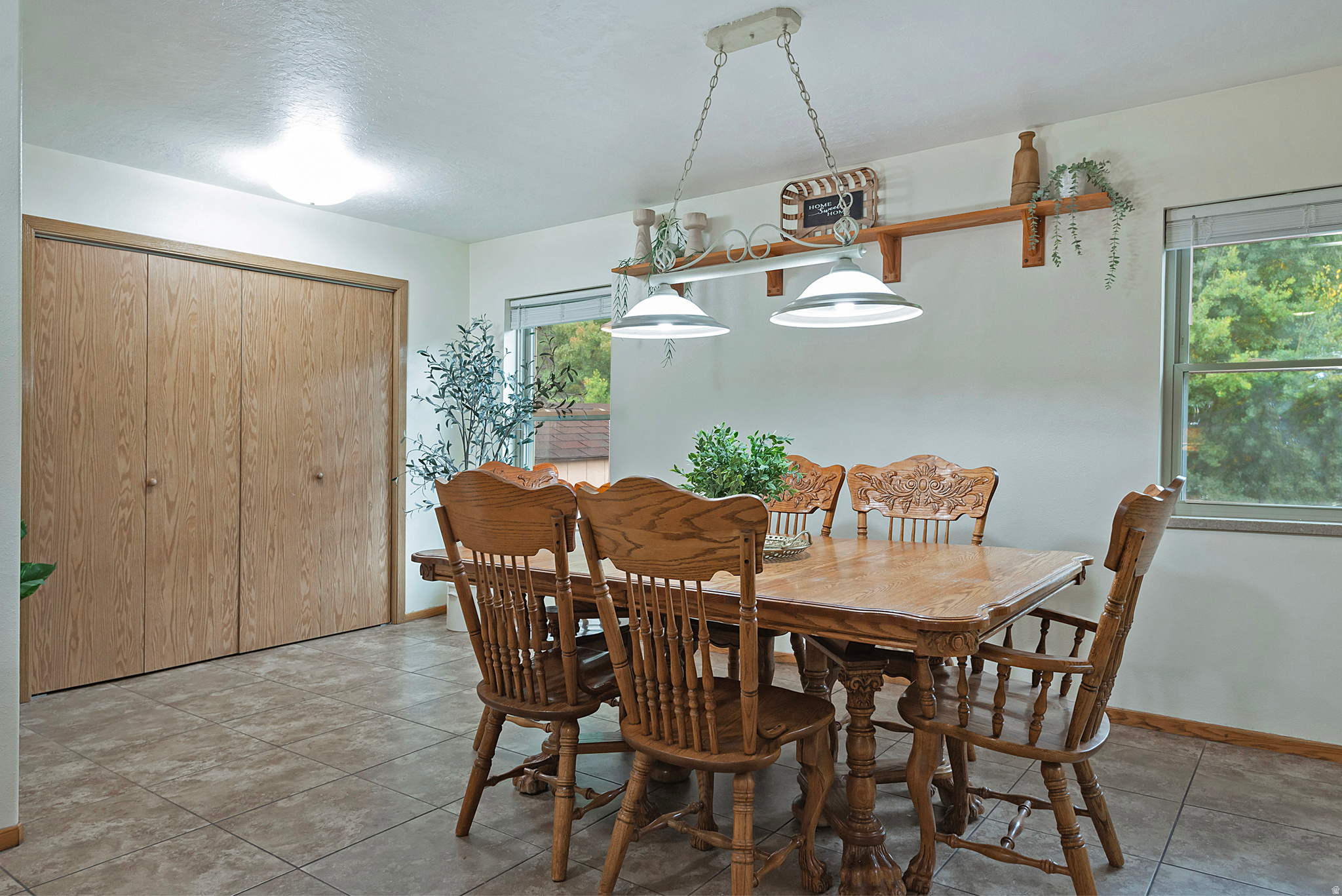 SOUTY SUMMIT - Residential