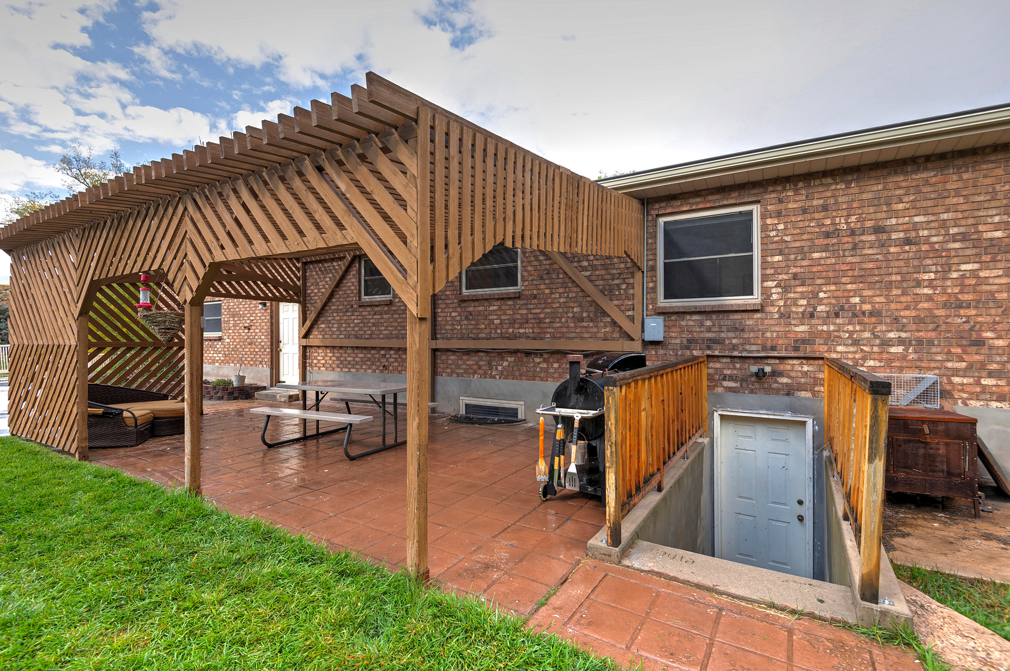 SOUTY SUMMIT - Residential