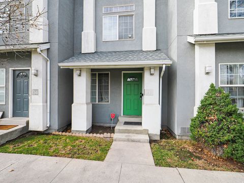 Photo of 475 N REDWOOD RD #3, Salt Lake City, UT 84116 (MLS # 2125580)