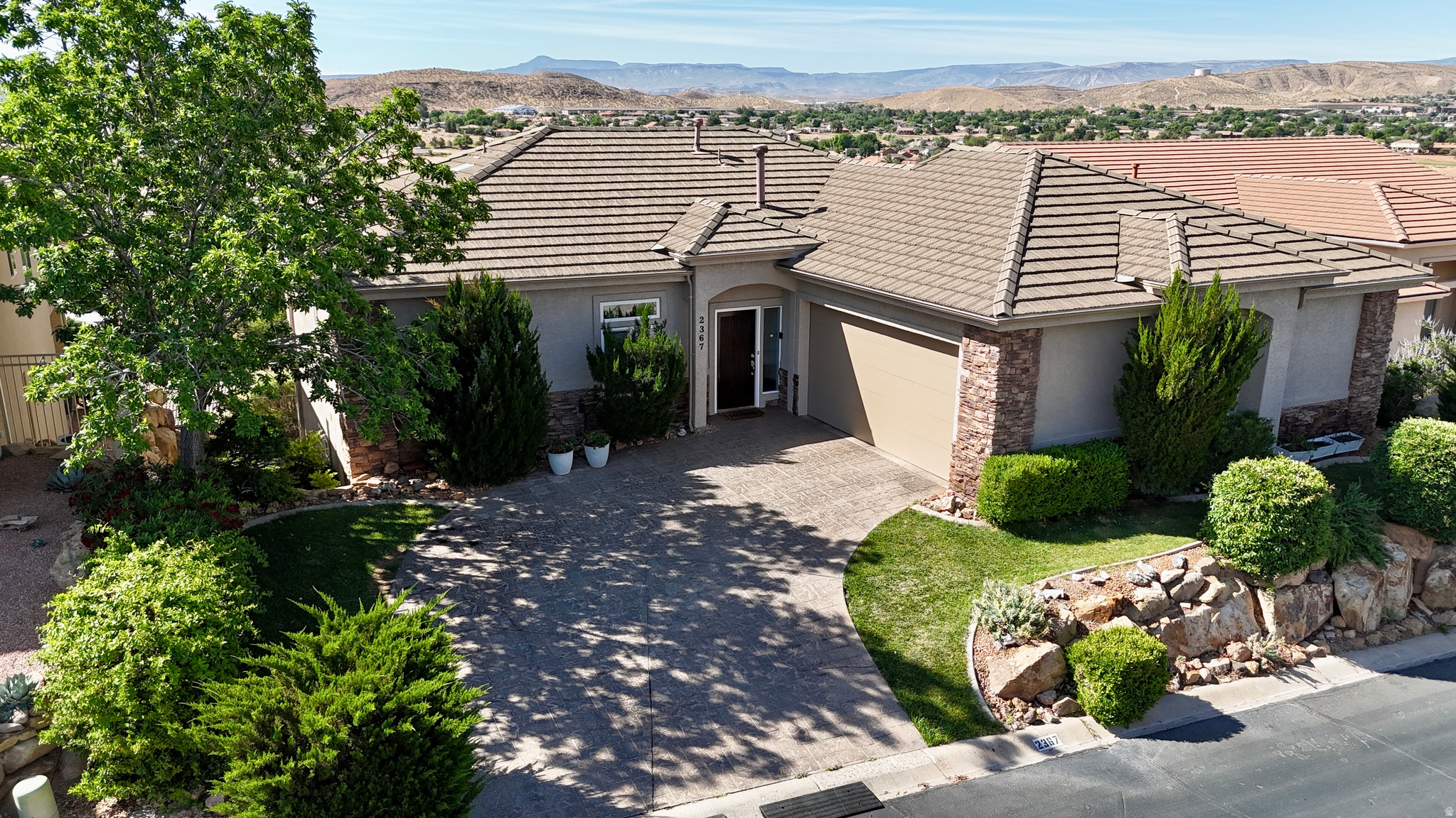 TAMARACK RIDGE EST 5 - Residential