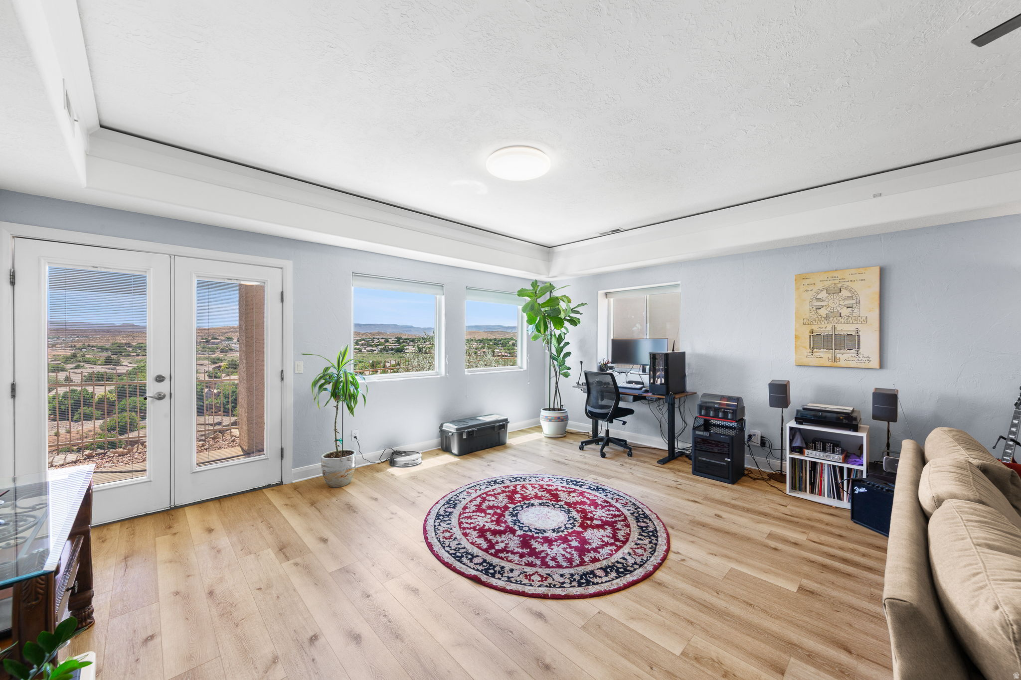 TAMARACK RIDGE EST 5 - Residential