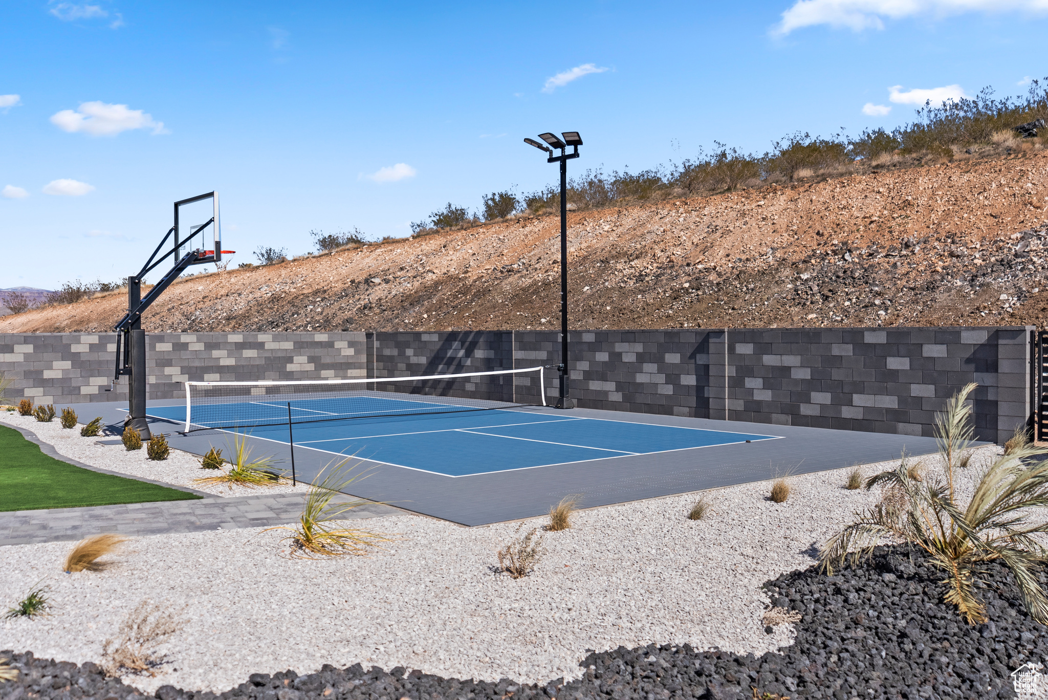 NORTH SLOPE AT COPPER ROCK PH 2 - Residential