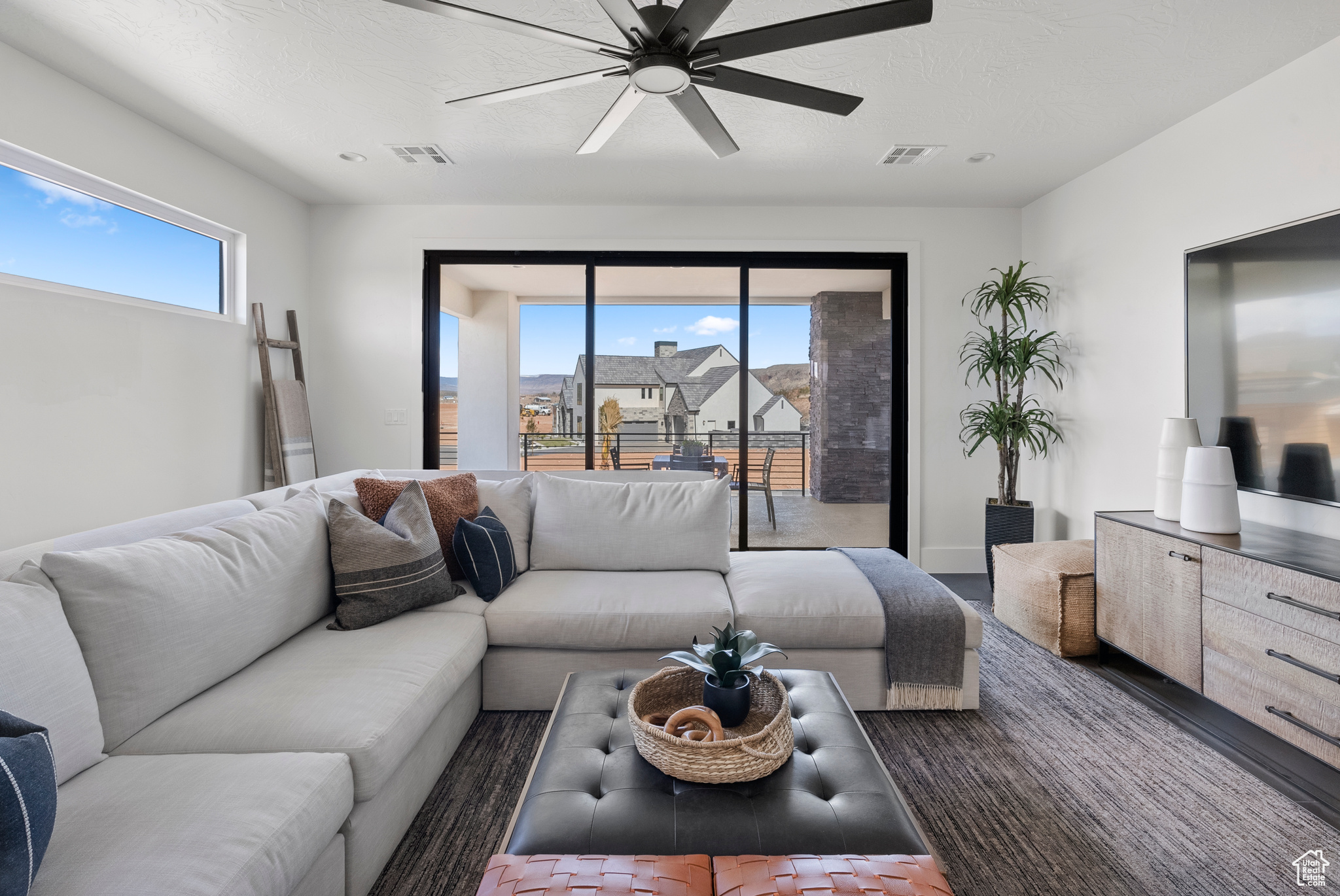 NORTH SLOPE AT COPPER ROCK PH 2 - Residential