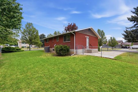 Tiny photo for 2866 W 1700 N, Clinton, UT 84015 (MLS # 2170503)