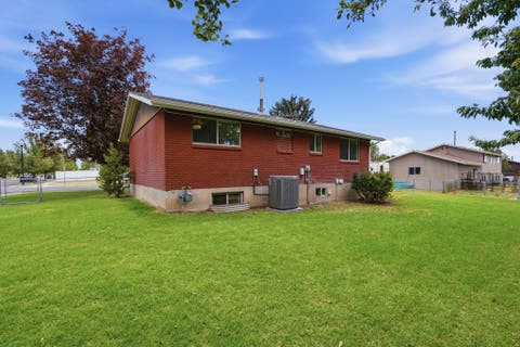Tiny photo for 2866 W 1700 N, Clinton, UT 84015 (MLS # 2170503)
