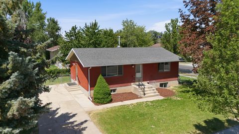 Tiny photo for 2866 W 1700 N, Clinton, UT 84015 (MLS # 2170503)