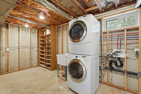 Tiny photo for 2866 W 1700 N, Clinton, UT 84015 (MLS # 2170503)