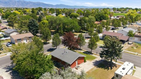 Tiny photo for 2866 W 1700 N, Clinton, UT 84015 (MLS # 2170503)