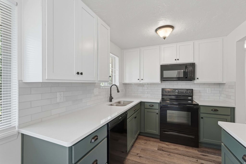 Photo of 2866 W 1700 N, Clinton, UT 84015 (MLS # 2170503)