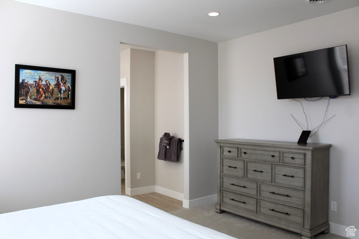 LOT 4, DAYLIGHT ESTATES PLAT A SUBD. - Residential