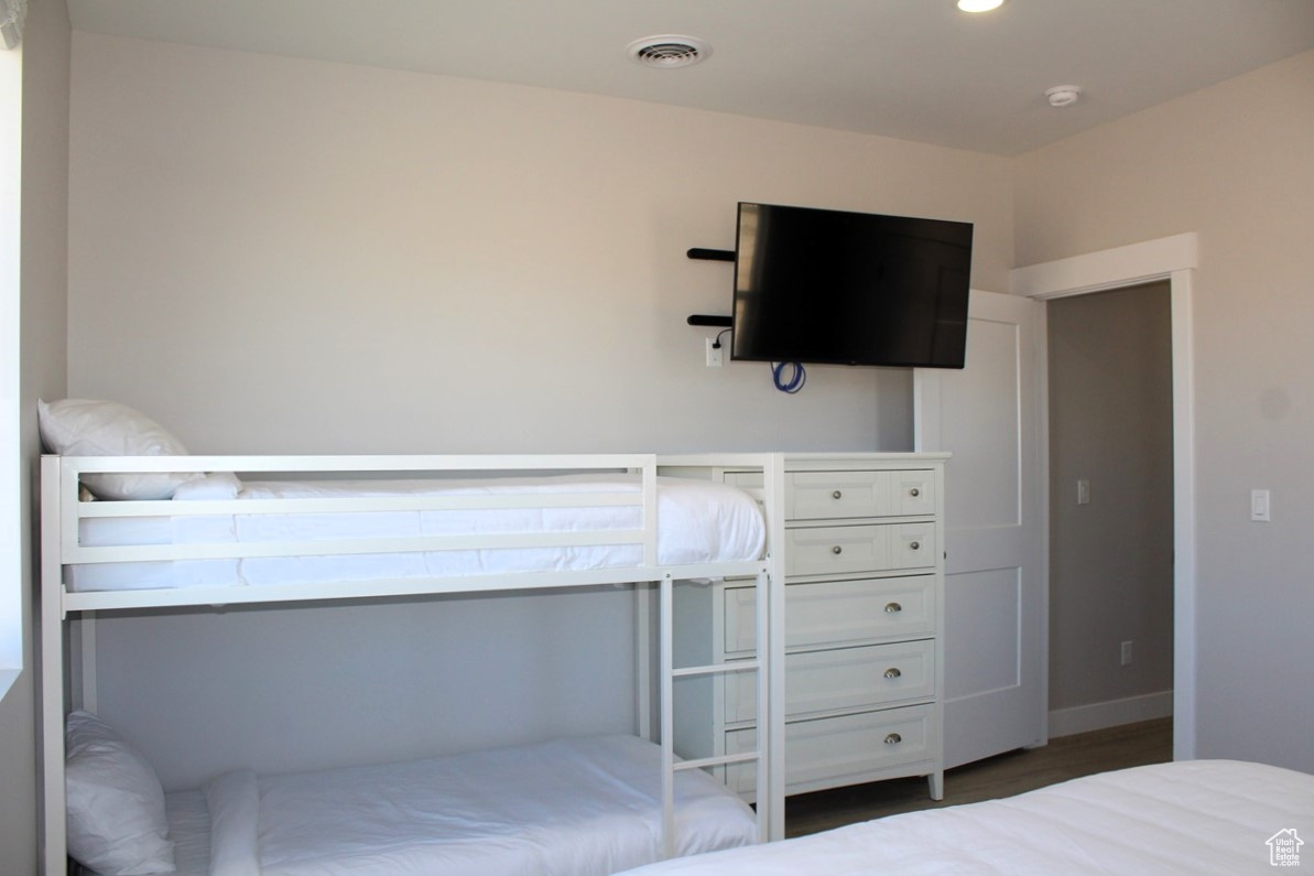 LOT 4, DAYLIGHT ESTATES PLAT A SUBD. - Residential