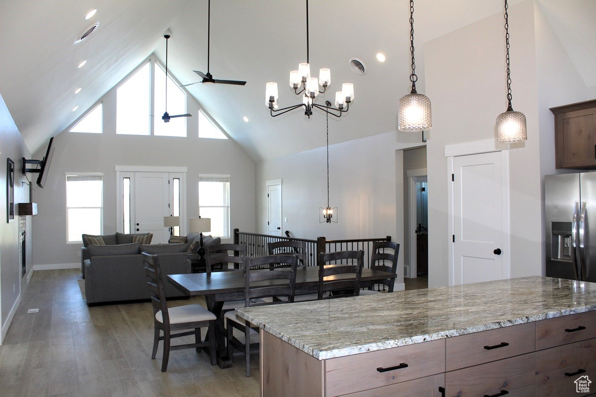 LOT 4, DAYLIGHT ESTATES PLAT A SUBD. - Residential