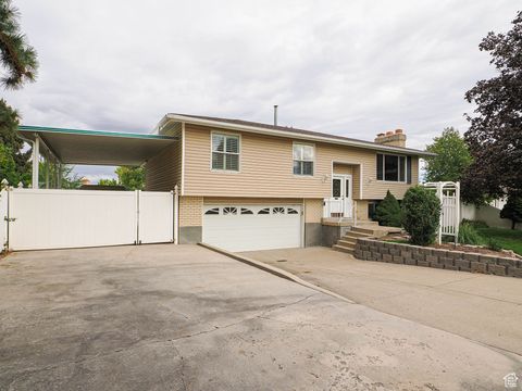 Tiny photo for 3376 W SUNNYBROOK DR, West Valley City, UT 84119 (MLS # 2114839)