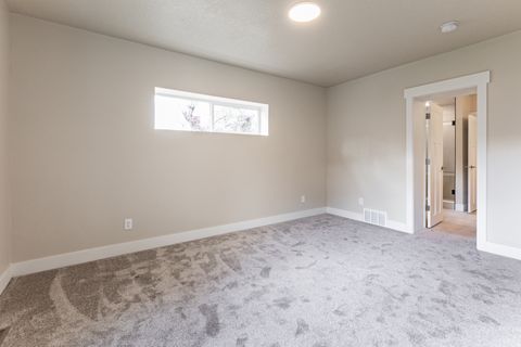 Tiny photo for 150 E 200 S, Farmington, UT 84025 (MLS # 2124040)