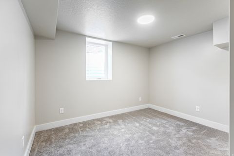 Tiny photo for 150 E 200 S, Farmington, UT 84025 (MLS # 2124040)