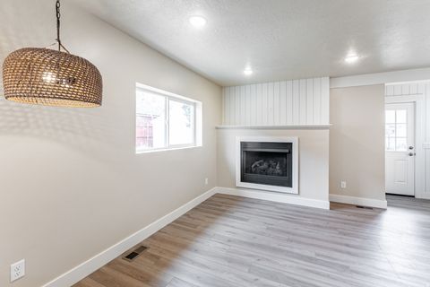 Tiny photo for 150 E 200 S, Farmington, UT 84025 (MLS # 2124040)