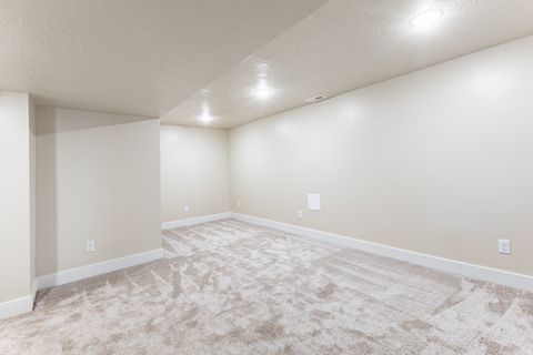 Tiny photo for 150 E 200 S, Farmington, UT 84025 (MLS # 2124040)