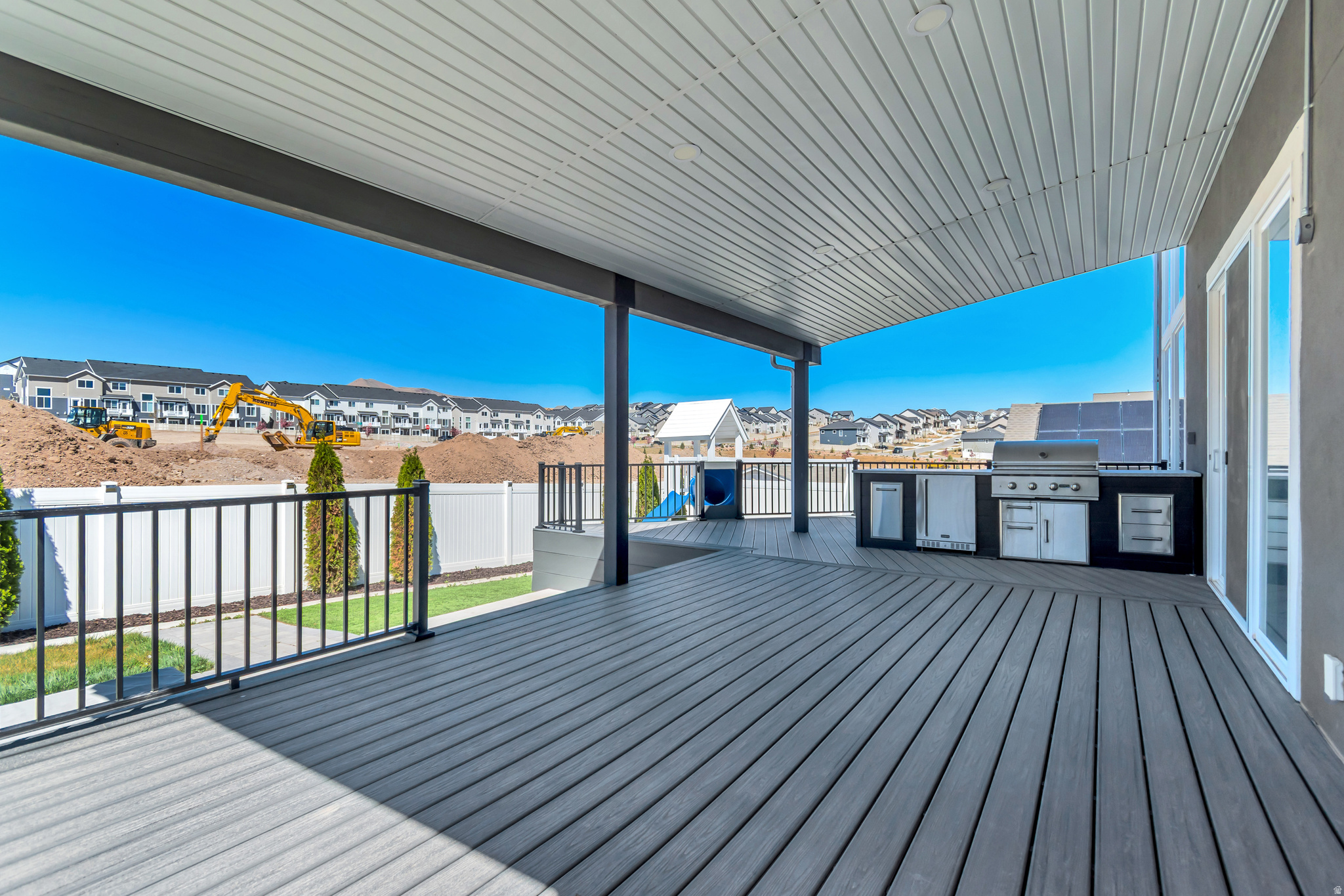 THE RIDGE - Residential