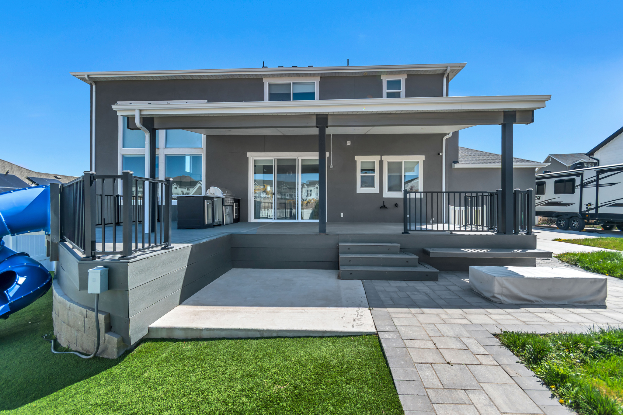 THE RIDGE - Residential