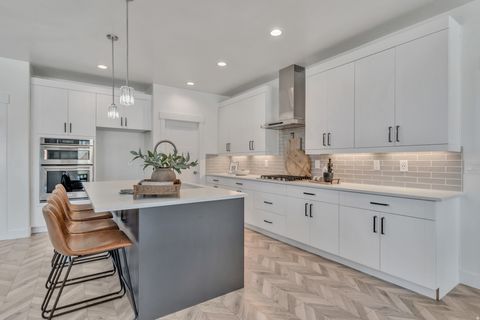 Tiny photo for 779 N ALTA VIEW DR, Saratoga Springs, UT 84045 (MLS # 2148413)