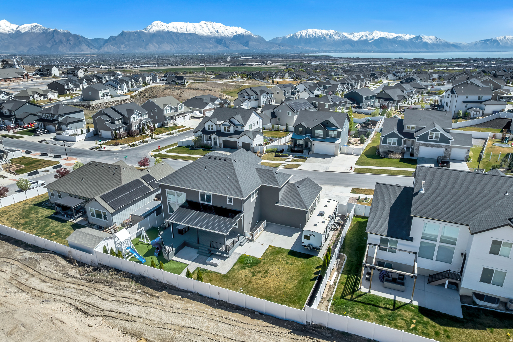 THE RIDGE - Residential