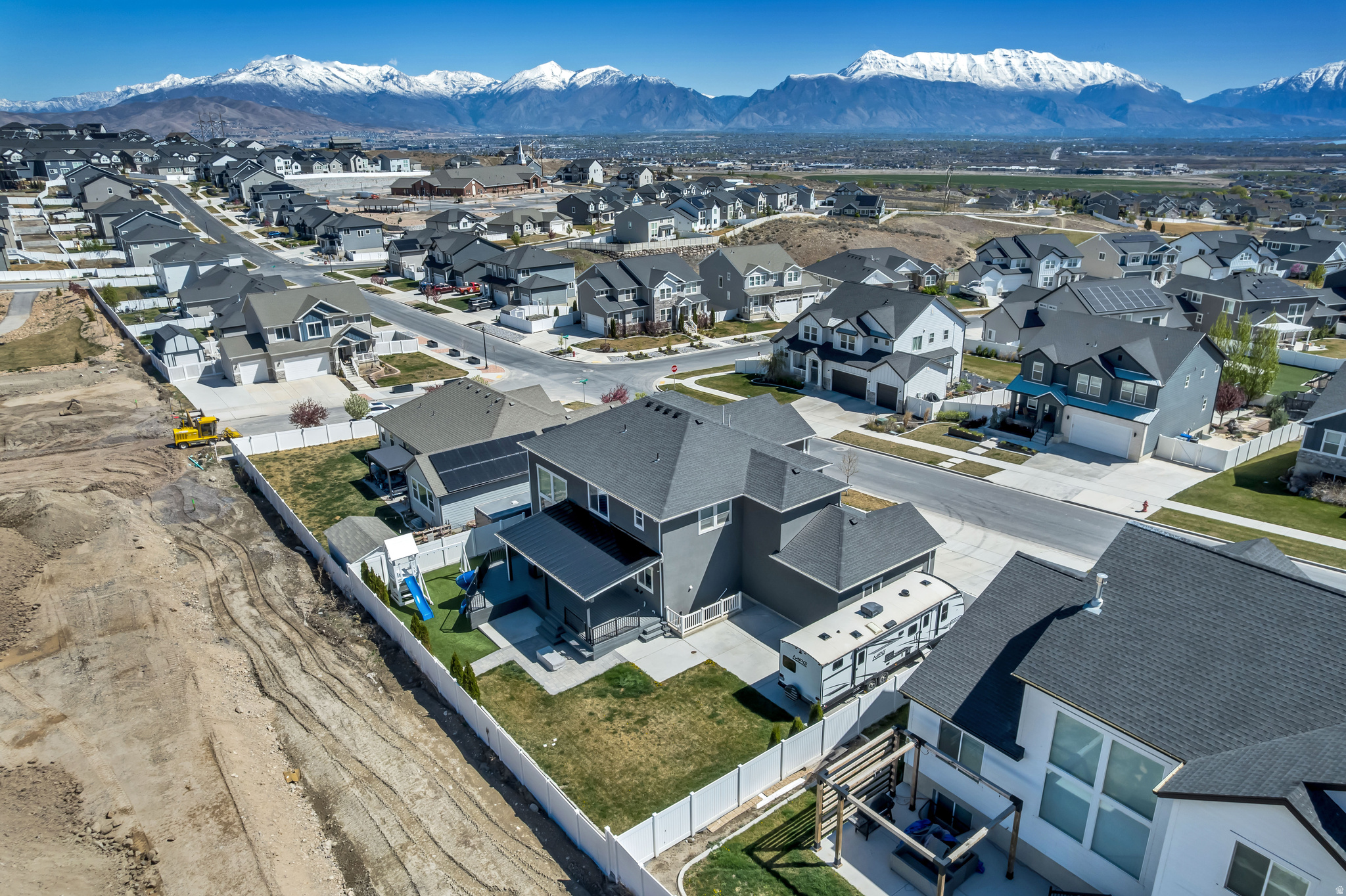 THE RIDGE - Residential