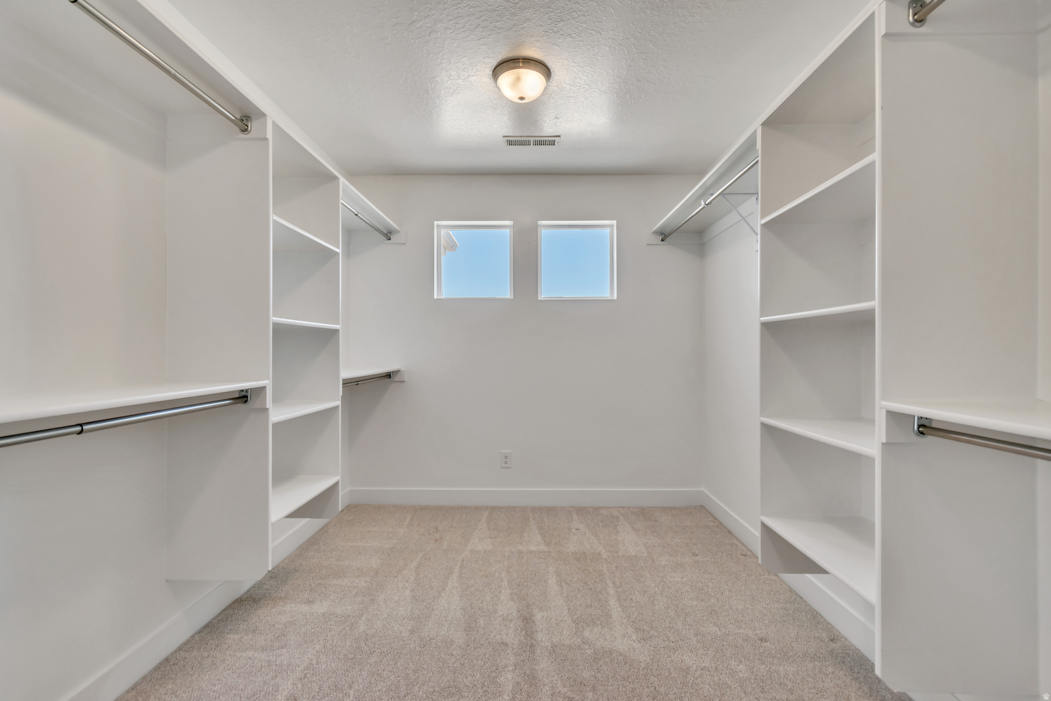 THE RIDGE - Residential