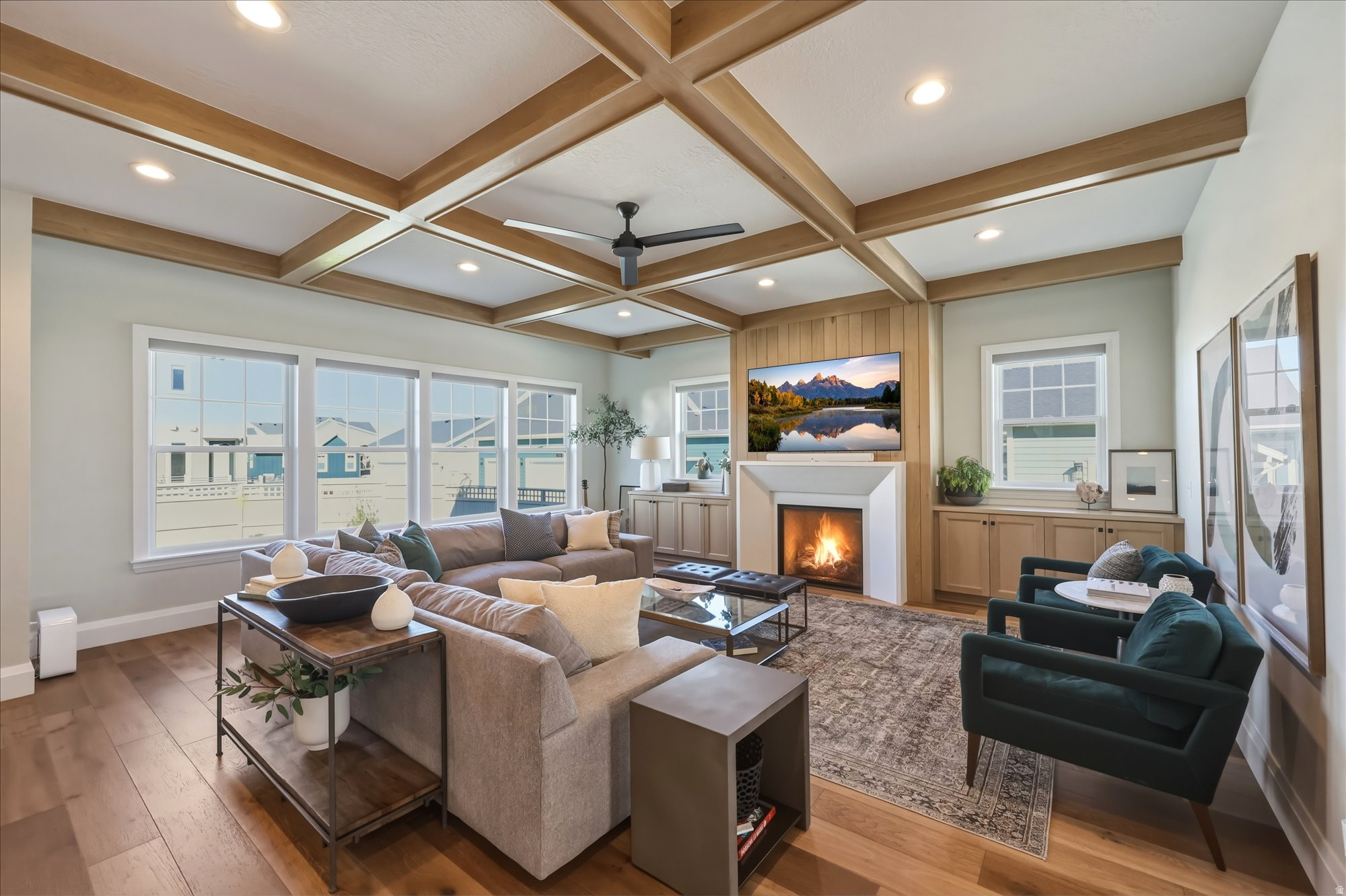 DAYBREAK - Residential