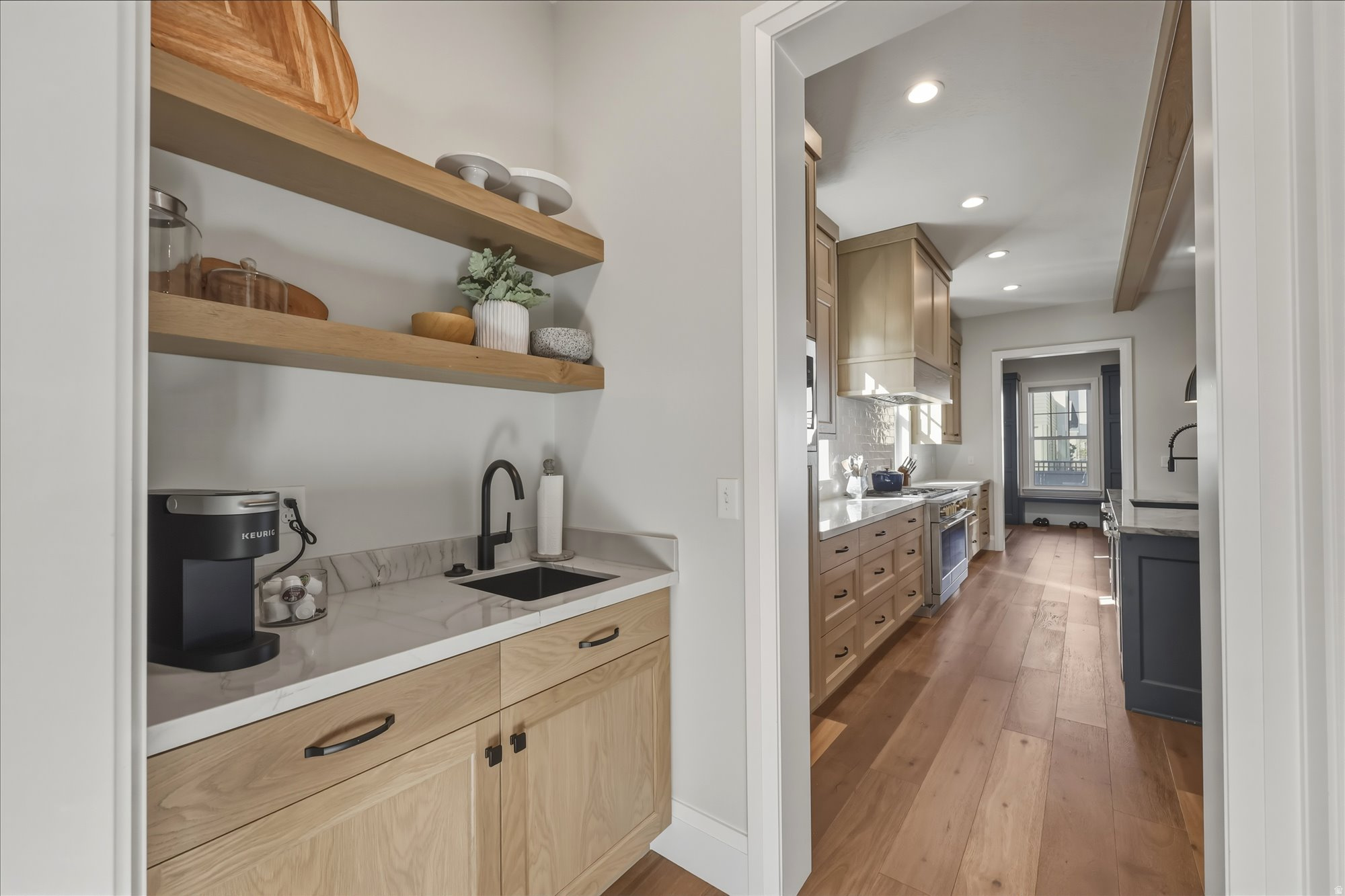 DAYBREAK - Residential