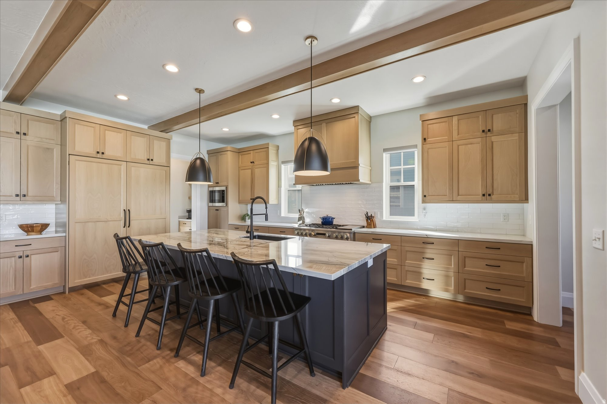 DAYBREAK - Residential