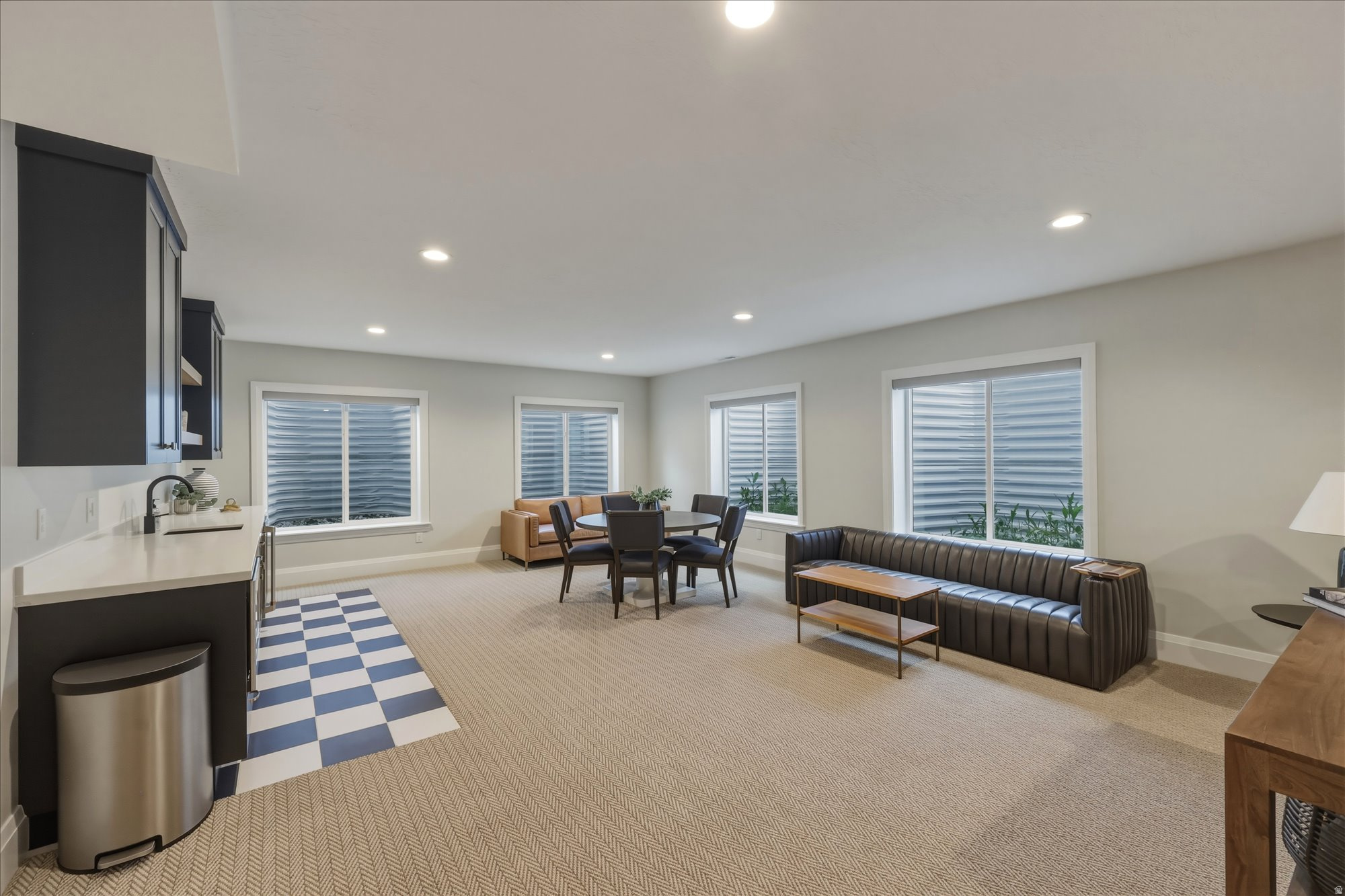 DAYBREAK - Residential